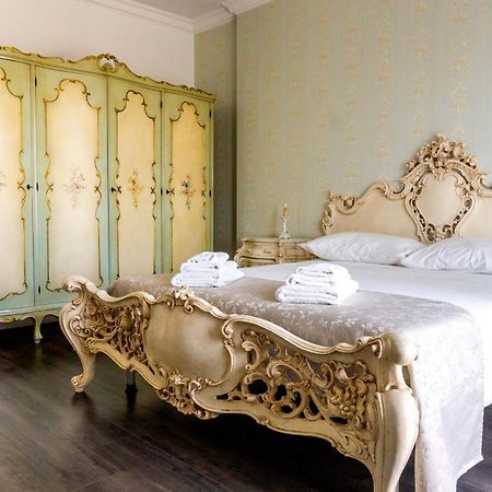 Villa Nerone B&B Lorenzana Exteriör bild