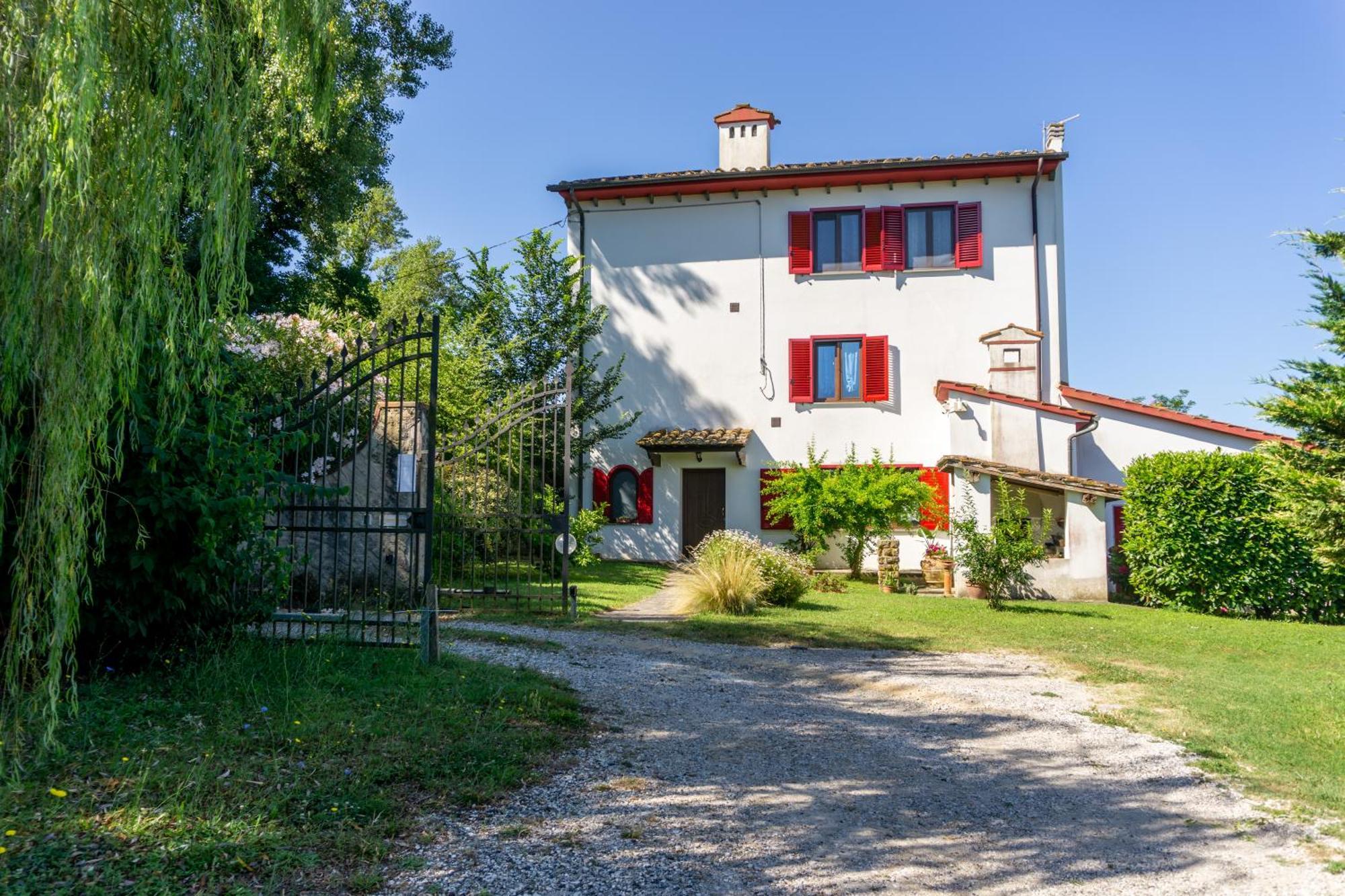 Villa Nerone B&B Lorenzana Exteriör bild