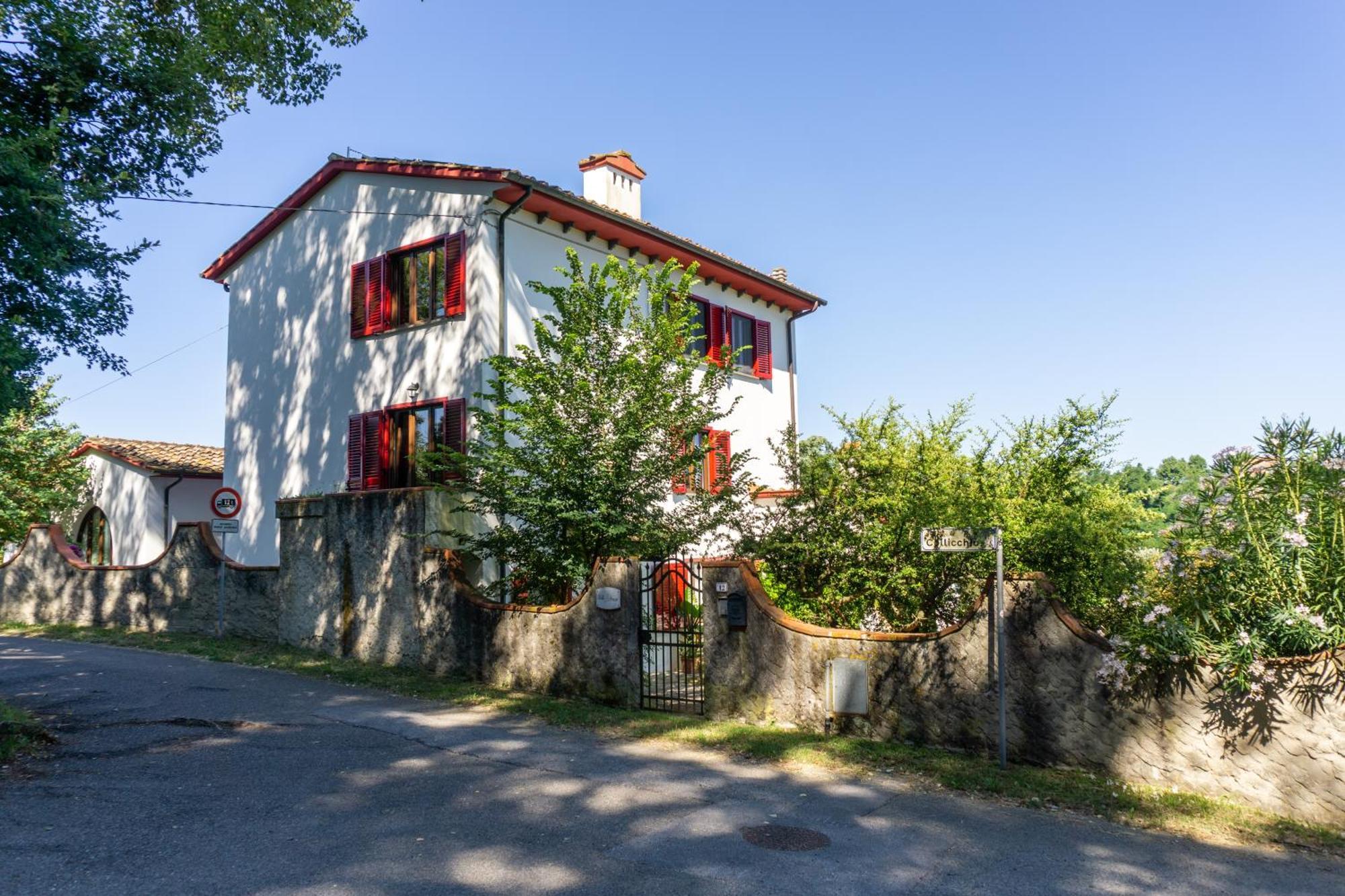 Villa Nerone B&B Lorenzana Exteriör bild