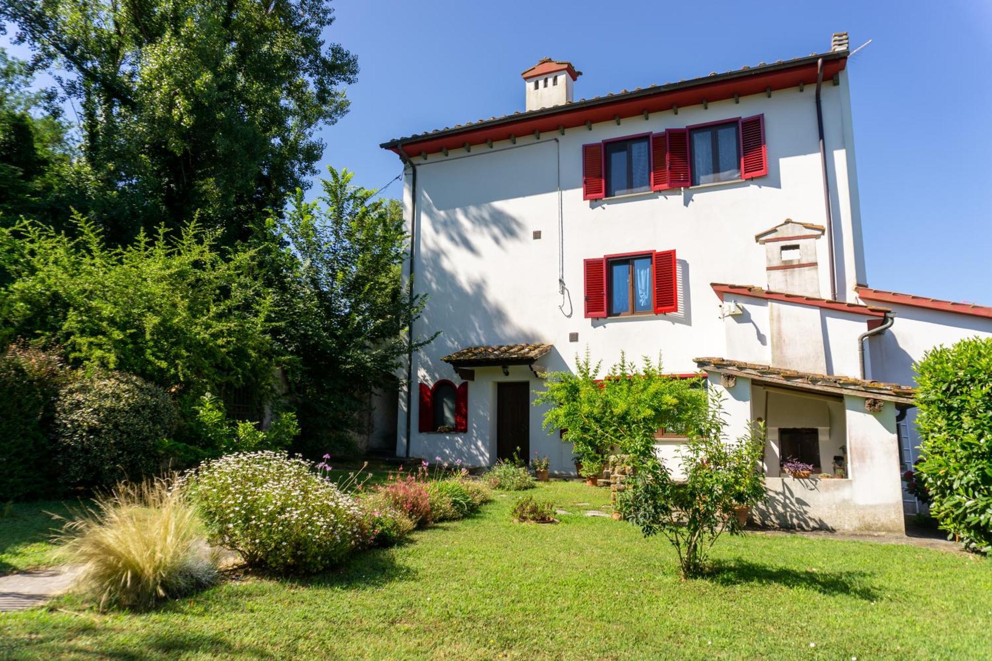 Villa Nerone B&B Lorenzana Exteriör bild