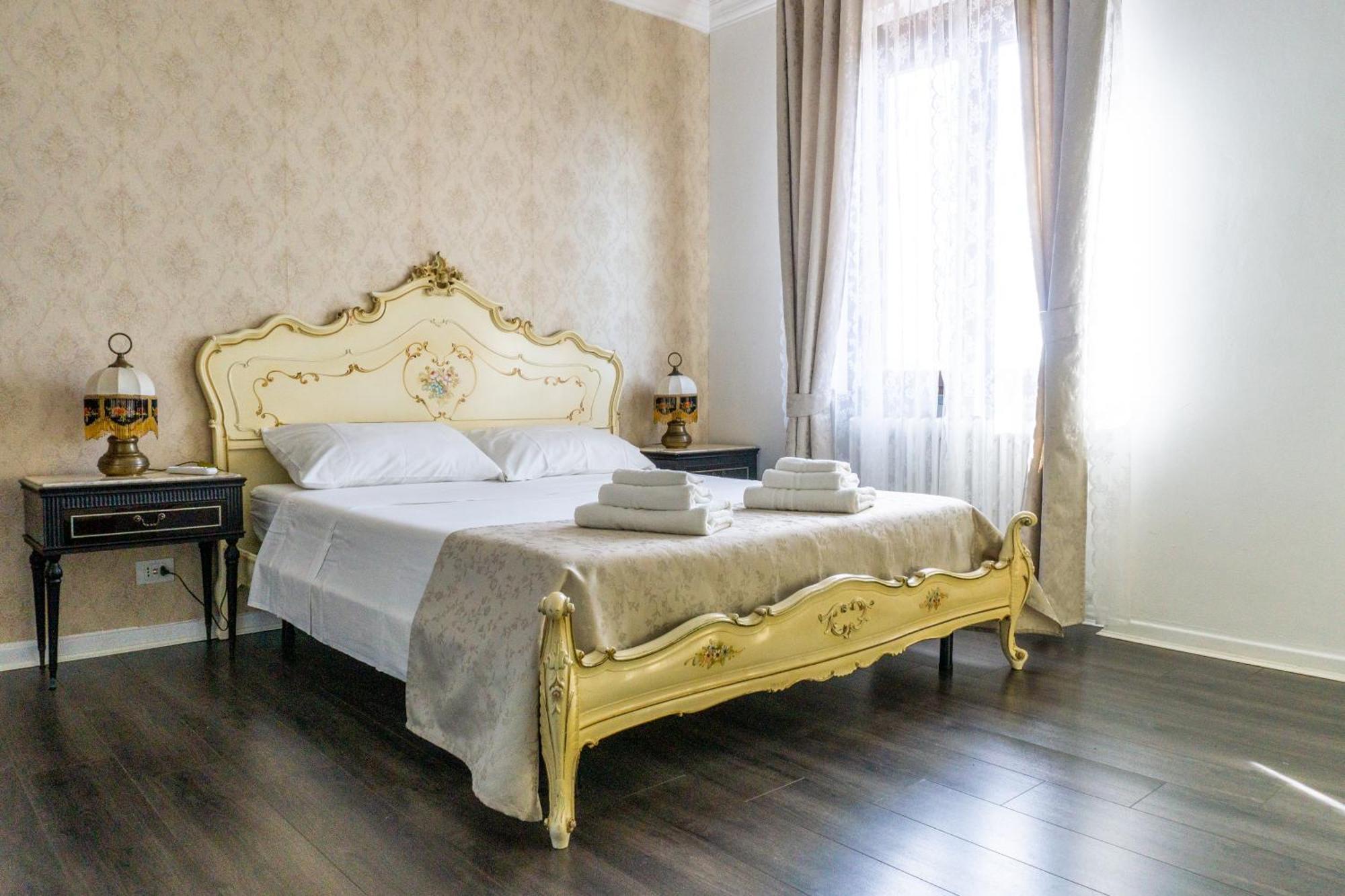 Villa Nerone B&B Lorenzana Exteriör bild