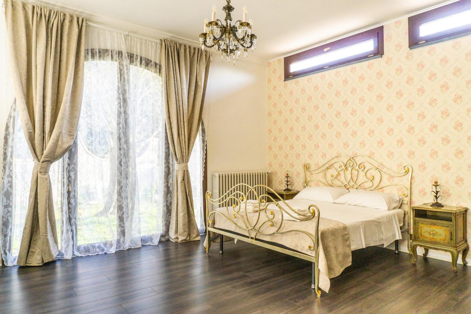 Villa Nerone B&B Lorenzana Exteriör bild